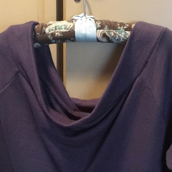 Top - Picture 3 of 4